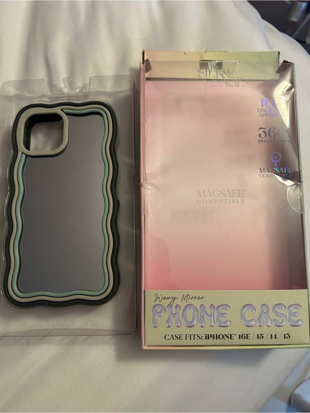 Wavy Mirror iPhone Case (Green Accent) - MagSafe Compatible